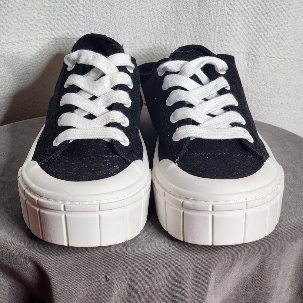 Mad Love Target Black White Cloth Rubber Sole 50% Recycled Fran Sneaker Size 10 - Picture 5 of 16
